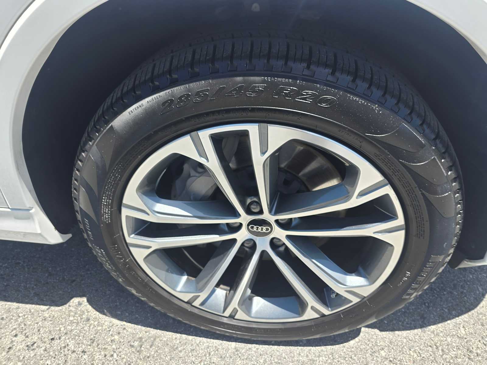 2025 Audi Q7 Premium