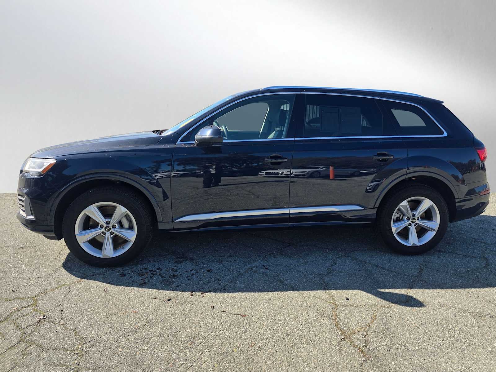 2024 Audi Q7 Premium