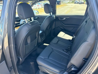 2025 Audi Q7 Premium