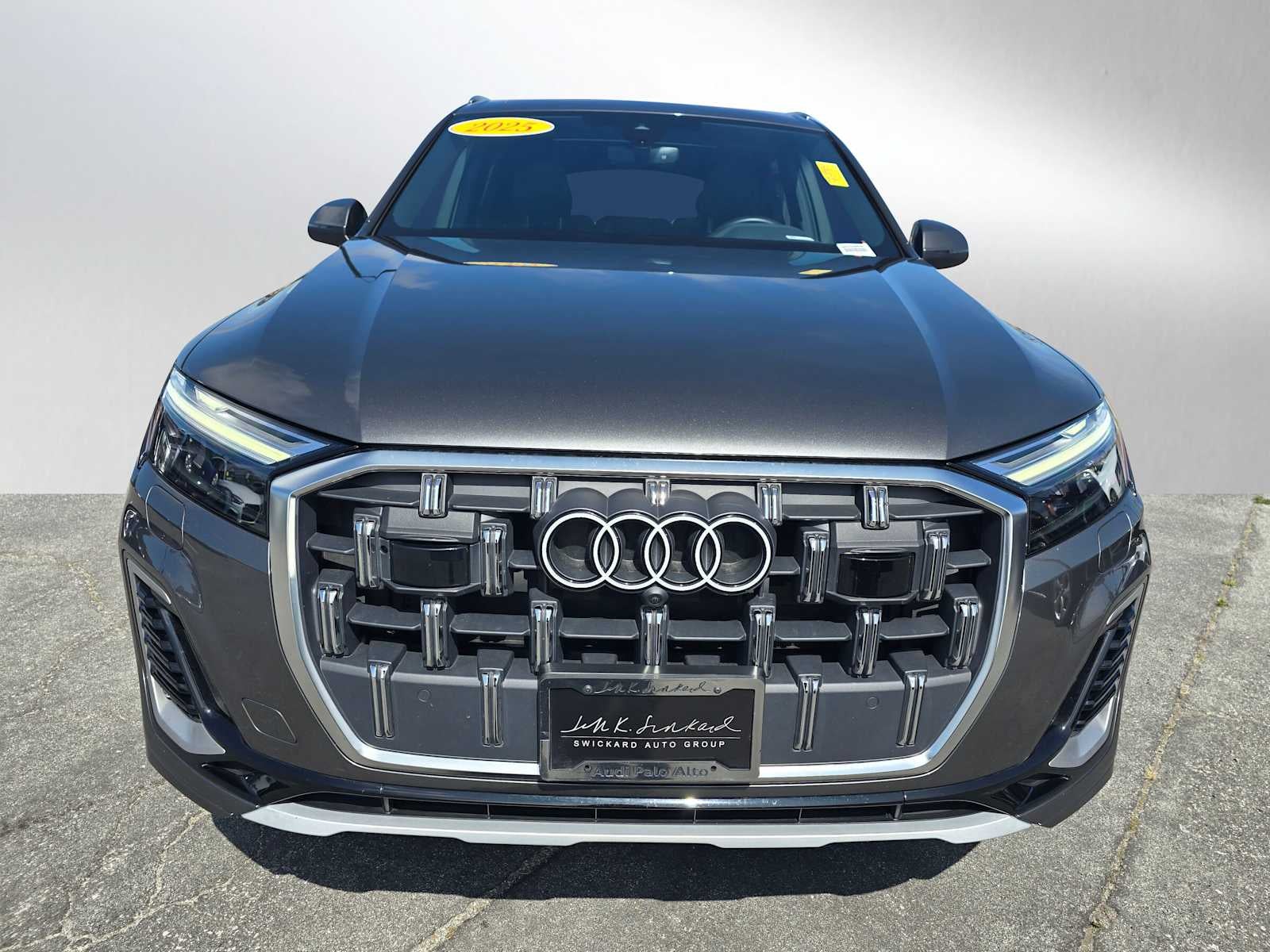 2025 Audi Q7 Premium