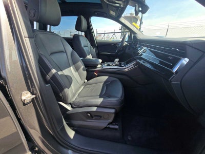 2025 Audi Q7 Premium