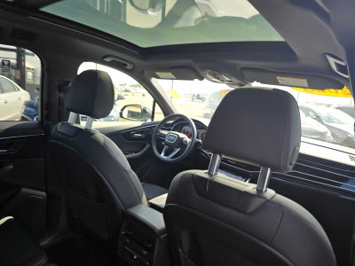 2025 Audi Q7 Premium