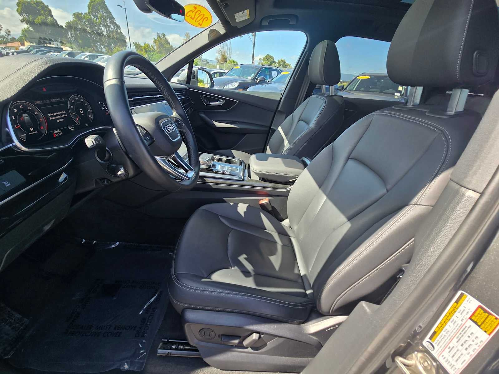 2025 Audi Q7 Premium