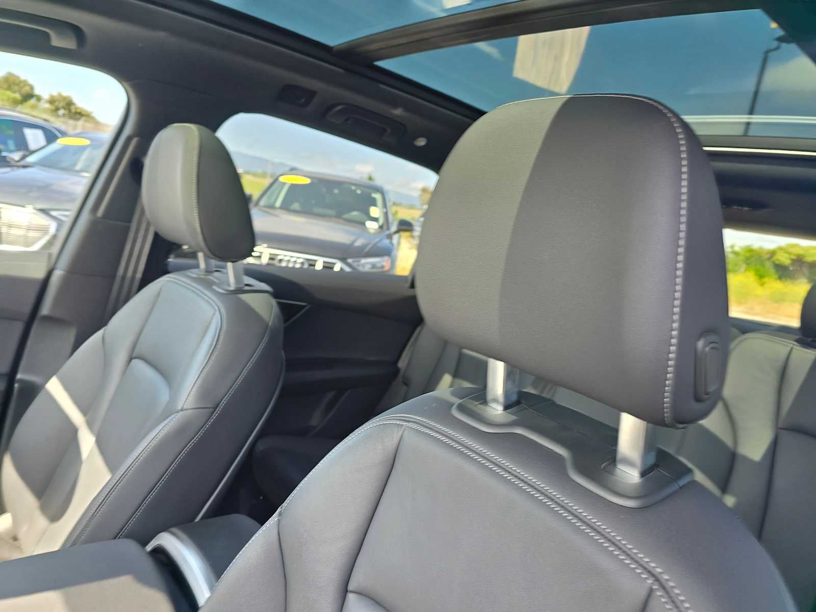 2025 Audi Q7 Premium