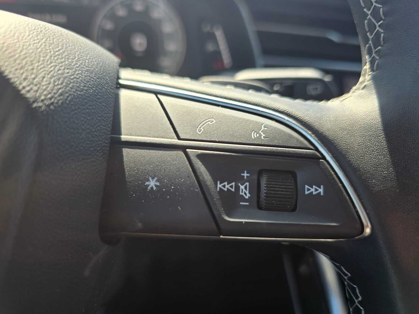 2025 Audi Q7 Premium