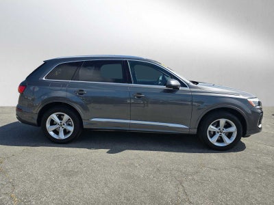 2025 Audi Q7 Premium