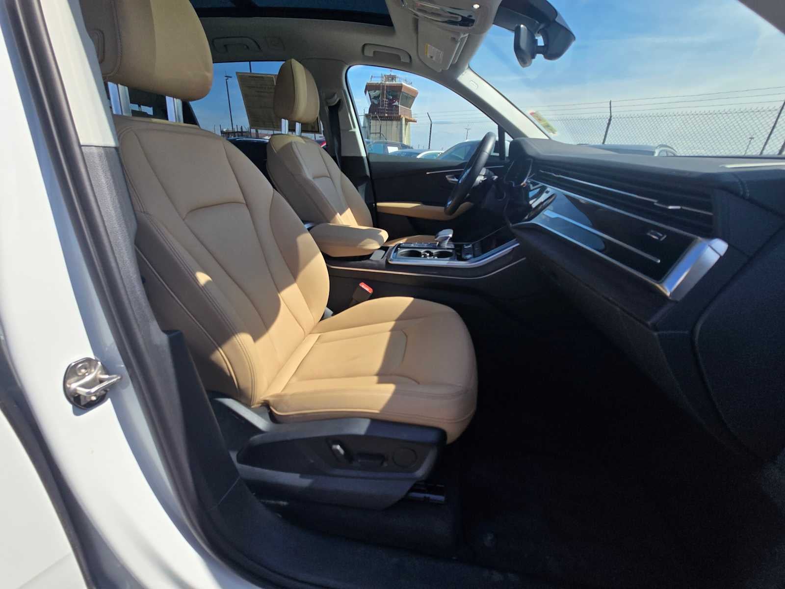 2025 Audi Q7 Premium