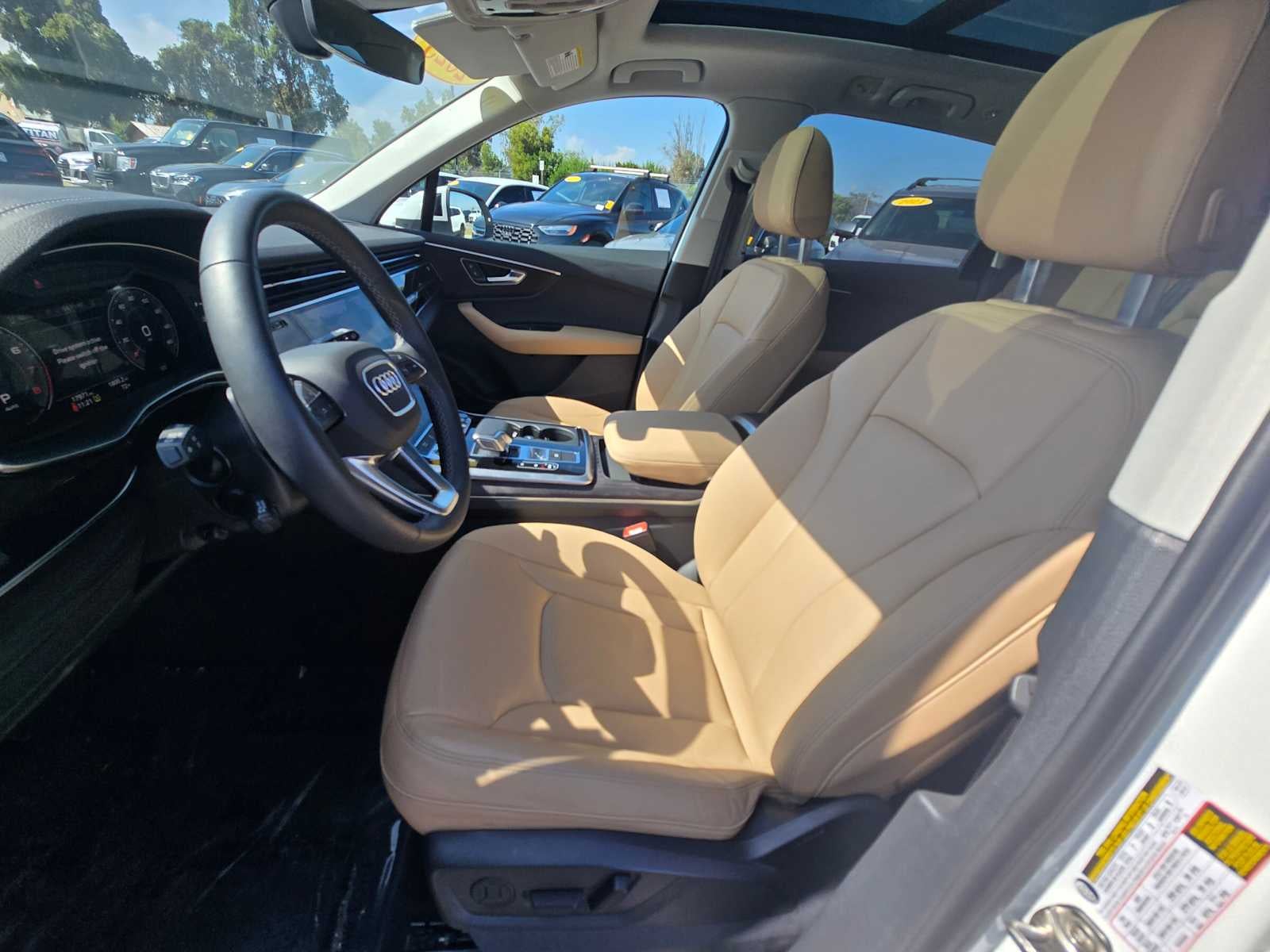 2025 Audi Q7 Premium