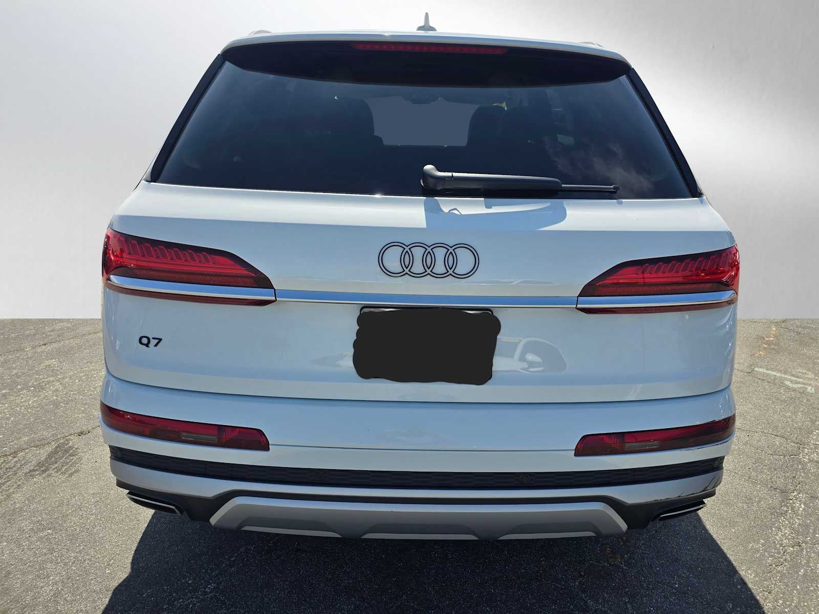 2025 Audi Q7 Premium