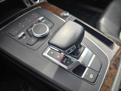 2020 Audi Q5 Premium