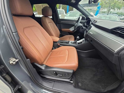 2023 Audi Q3 Premium