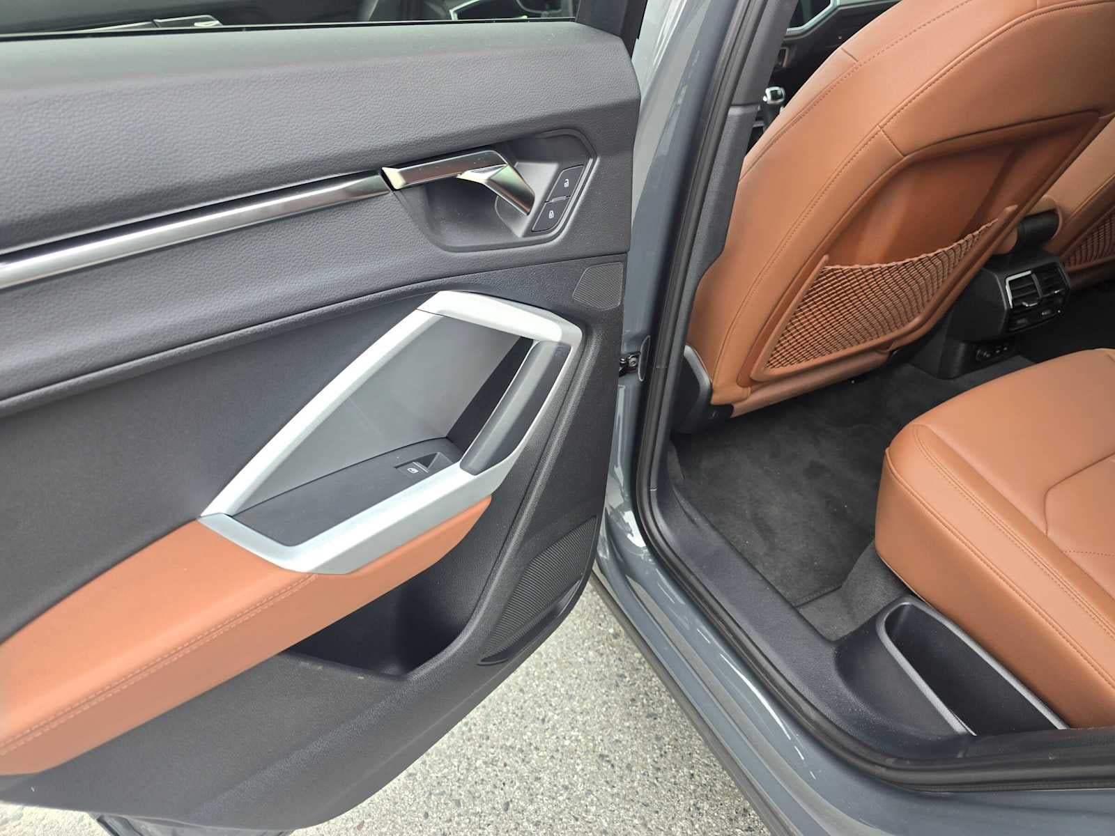 2023 Audi Q3 Premium
