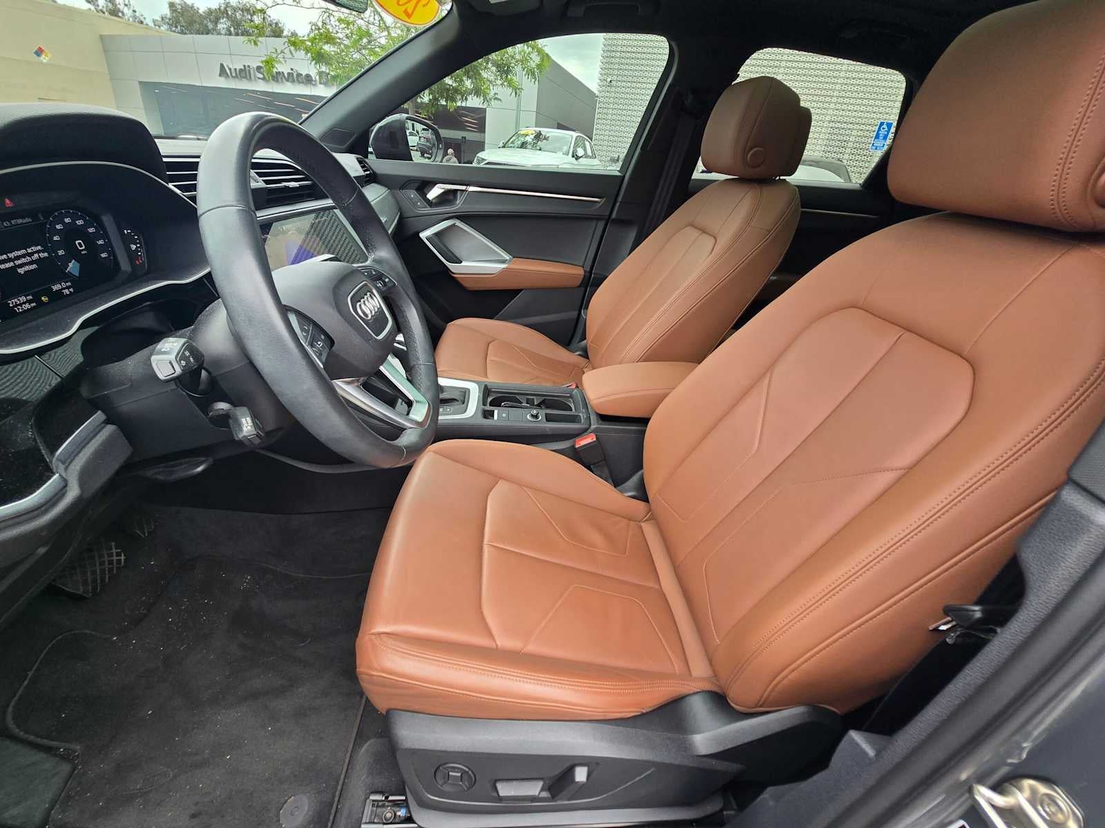 2023 Audi Q3 Premium