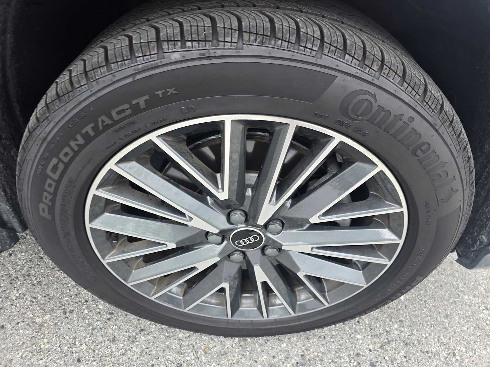 2023 Audi Q3 Premium