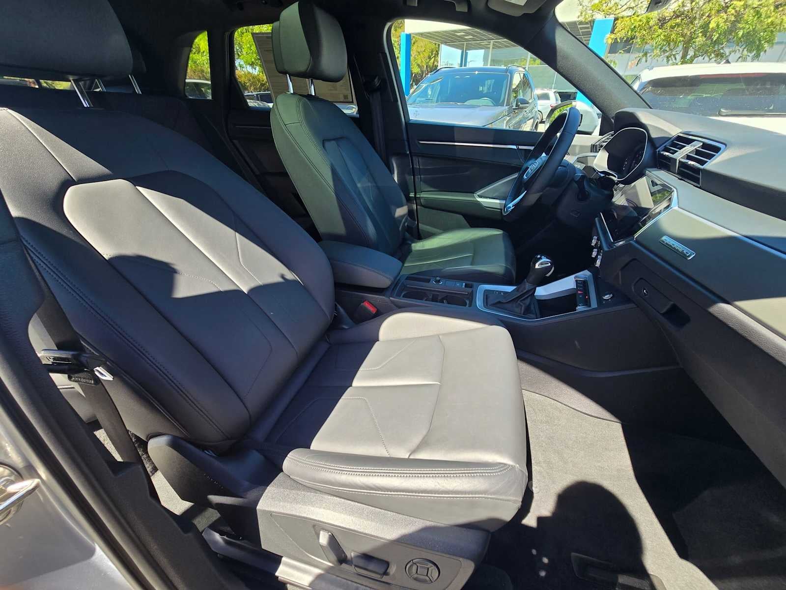 2023 Audi Q3 Premium