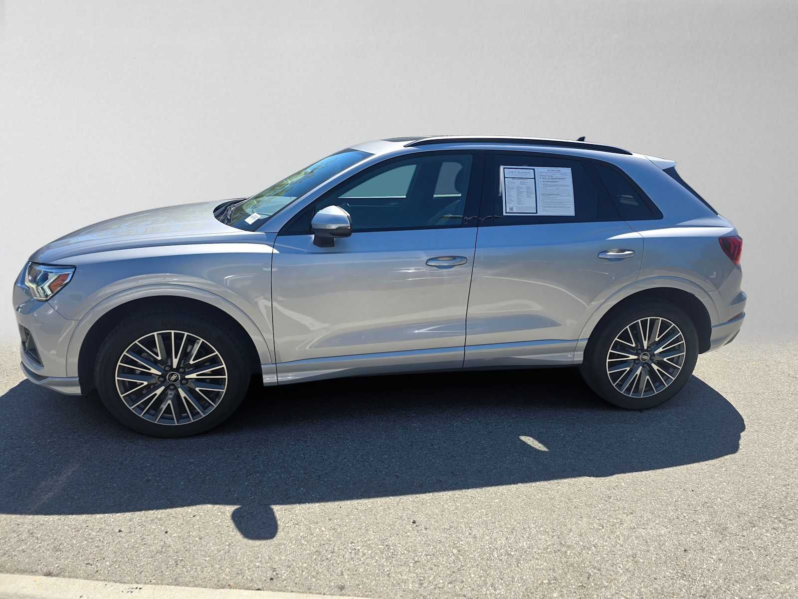 2023 Audi Q3 Premium
