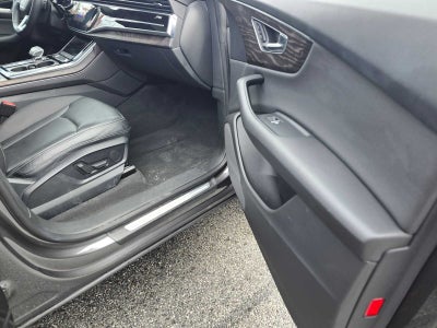 2020 Audi Q8 Premium