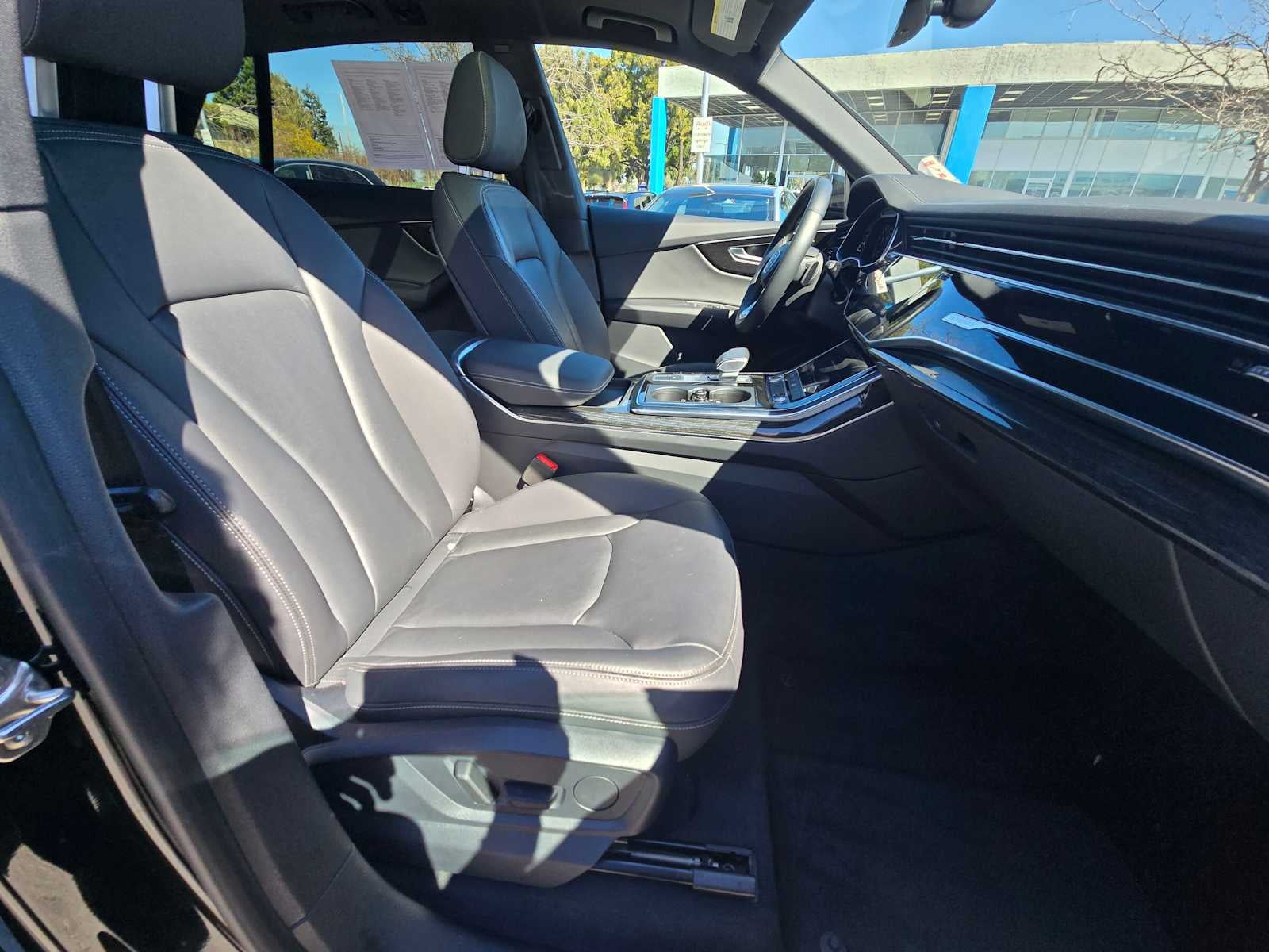 2024 Audi Q8 Premium