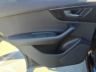 2024 Audi Q8 Premium