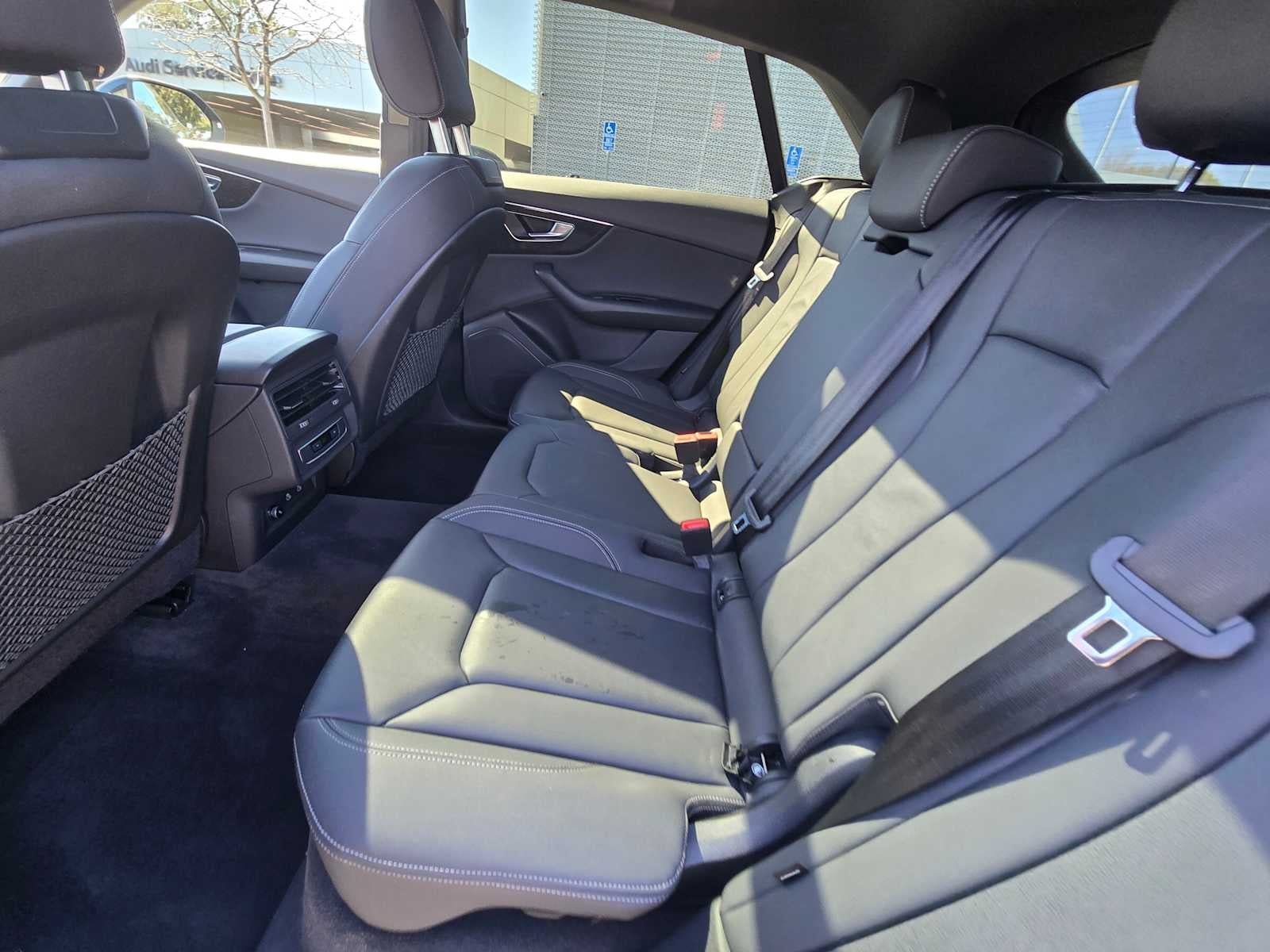 2024 Audi Q8 Premium