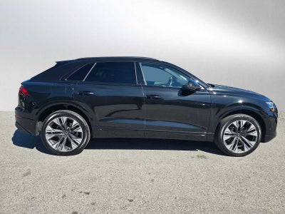 2024 Audi Q8 Premium