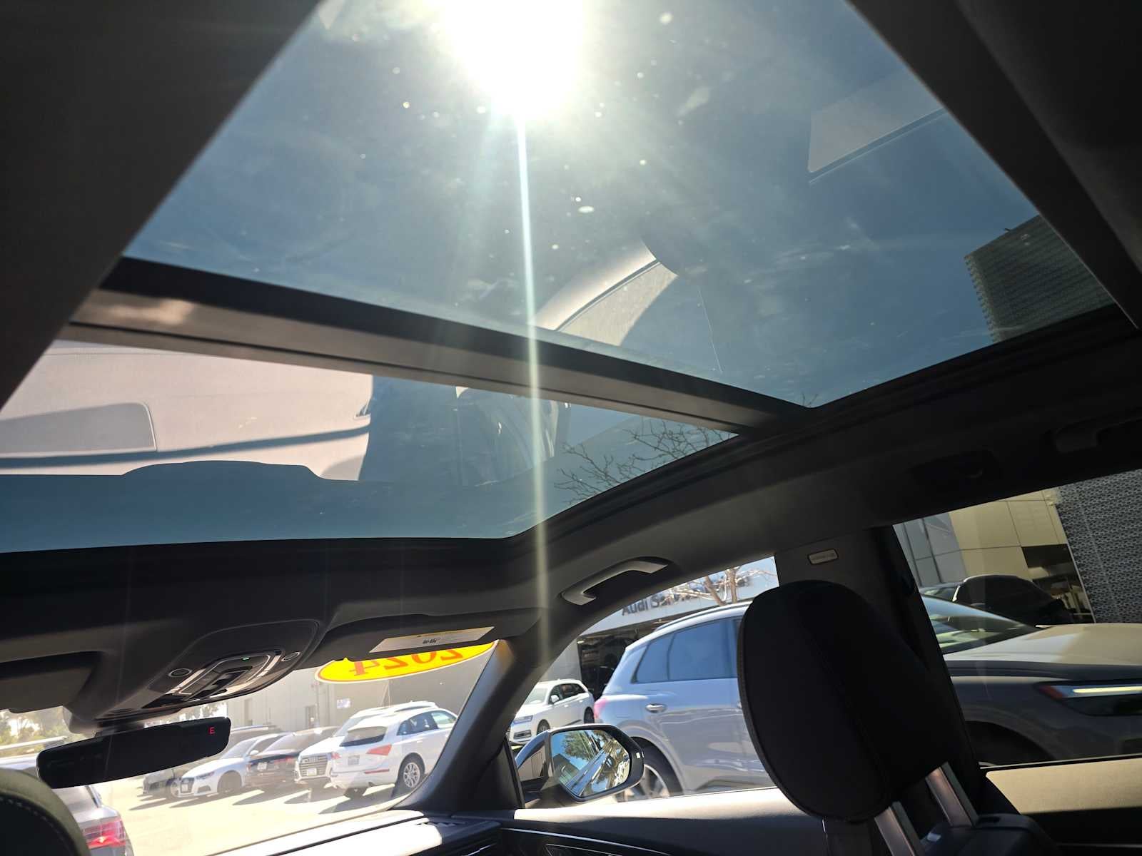 2024 Audi Q8 Premium