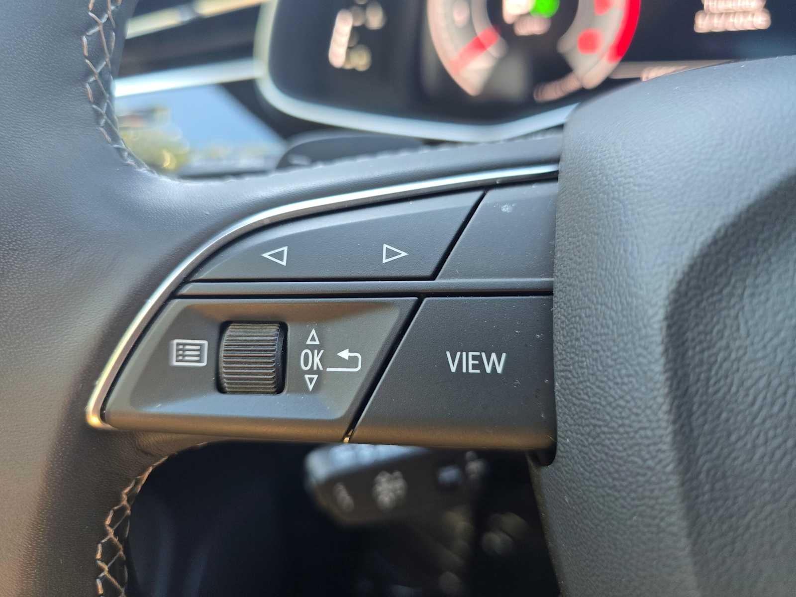 2024 Audi Q8 Premium