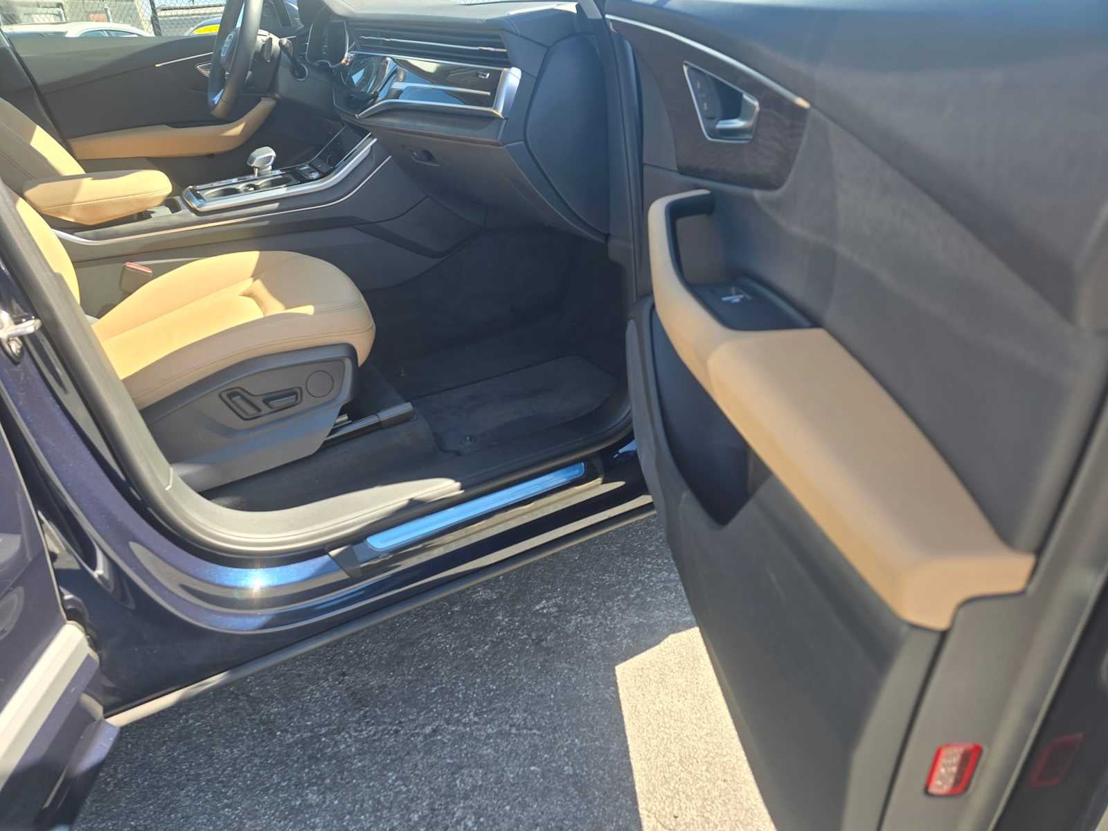 2025 Audi Q7 Premium