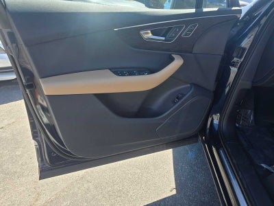 2025 Audi Q7 Premium