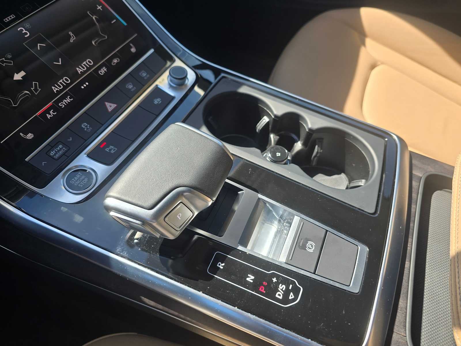2025 Audi Q7 Premium
