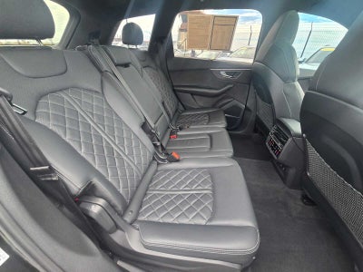 2023 Audi SQ7 Premium Plus