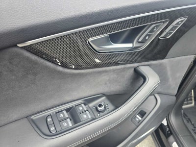 2023 Audi SQ7 Premium Plus