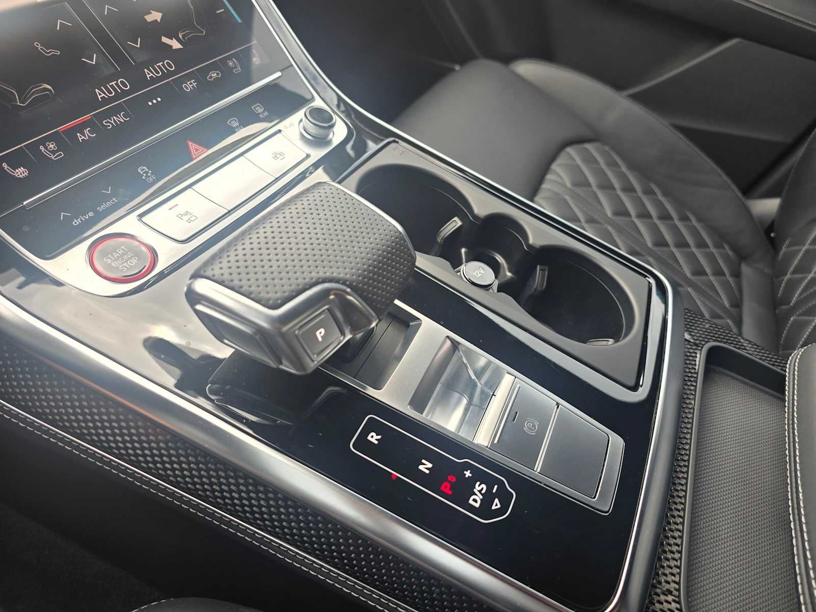 2023 Audi SQ7 Premium Plus