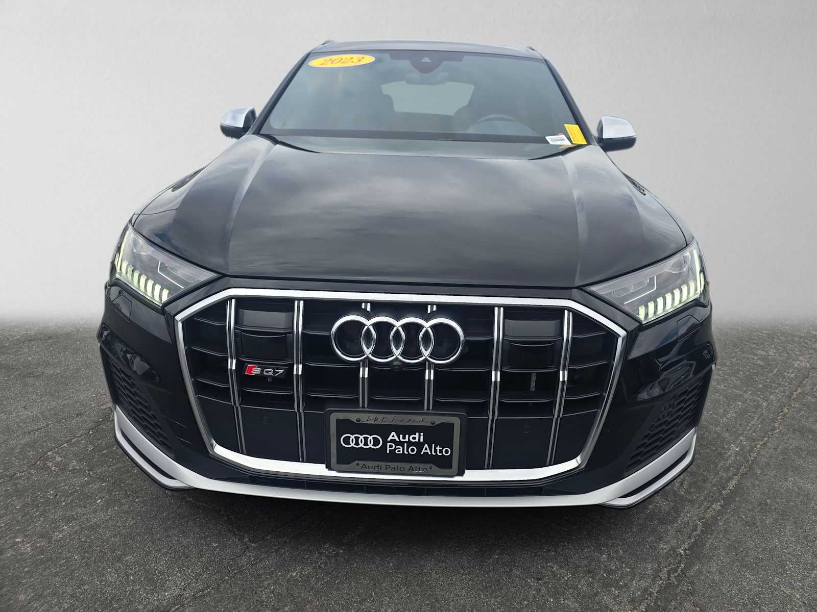 2023 Audi SQ7 Premium Plus