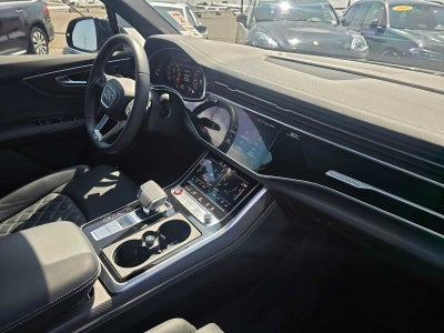 2025 Audi SQ7 Premium Plus