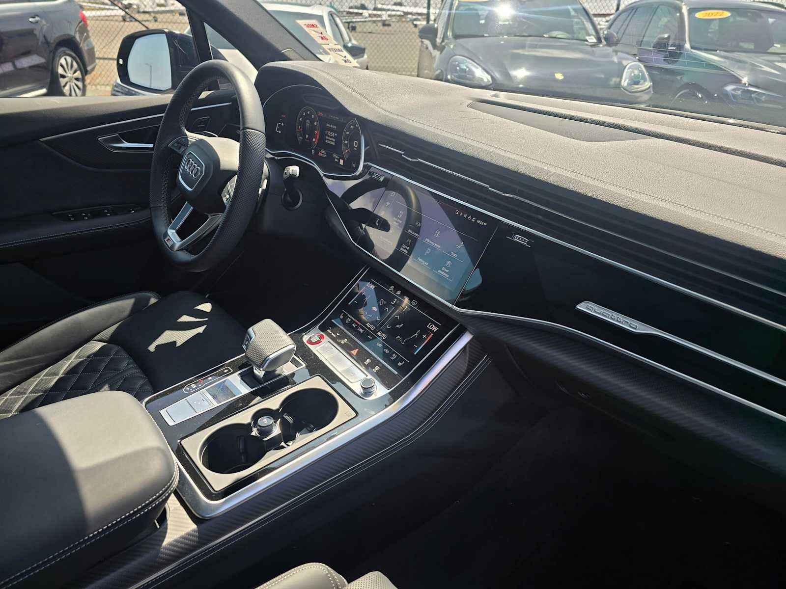 2025 Audi SQ7 Premium Plus