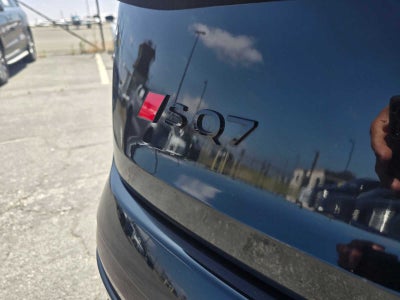 2025 Audi SQ7 Premium Plus