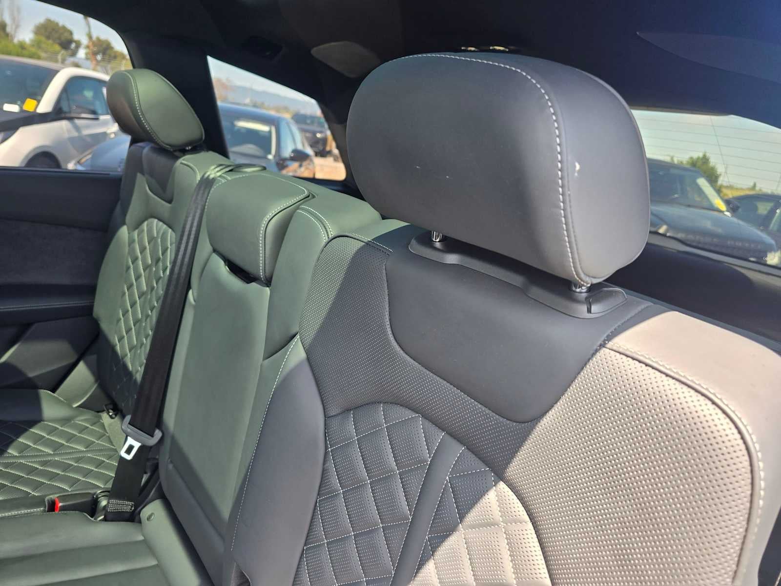2025 Audi SQ7 Premium Plus