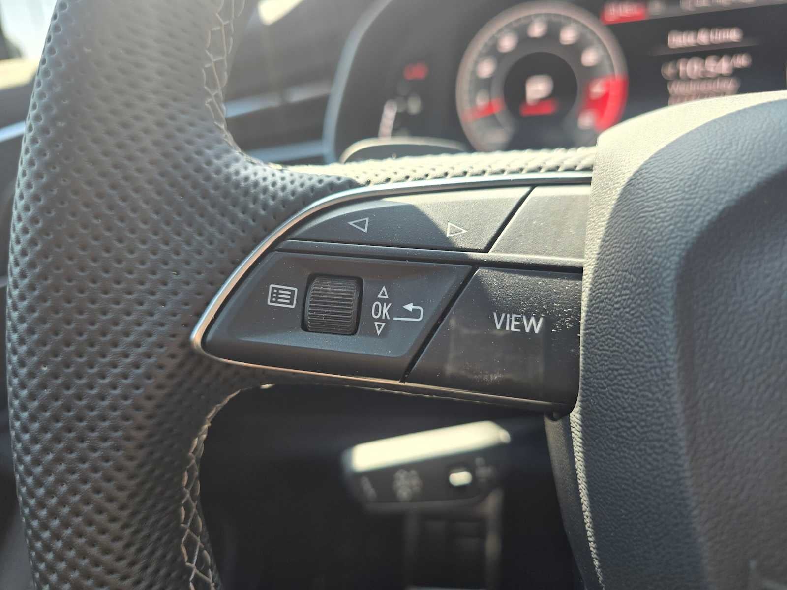 2025 Audi SQ7 Premium Plus