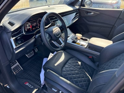2025 Audi SQ7 Premium Plus