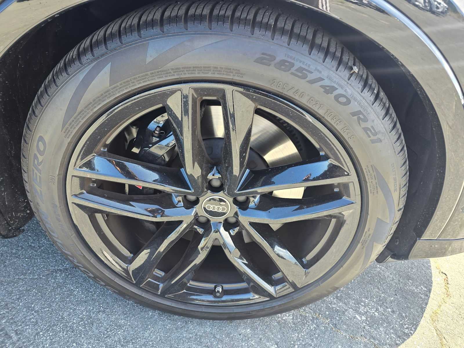 2025 Audi SQ7 Premium Plus