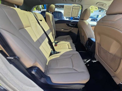 2023 Audi Q7 Premium