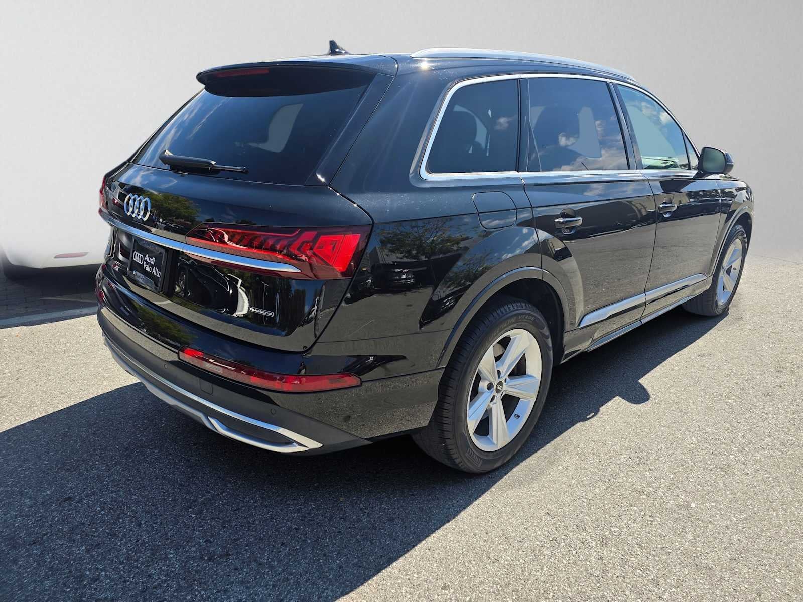2023 Audi Q7 Premium