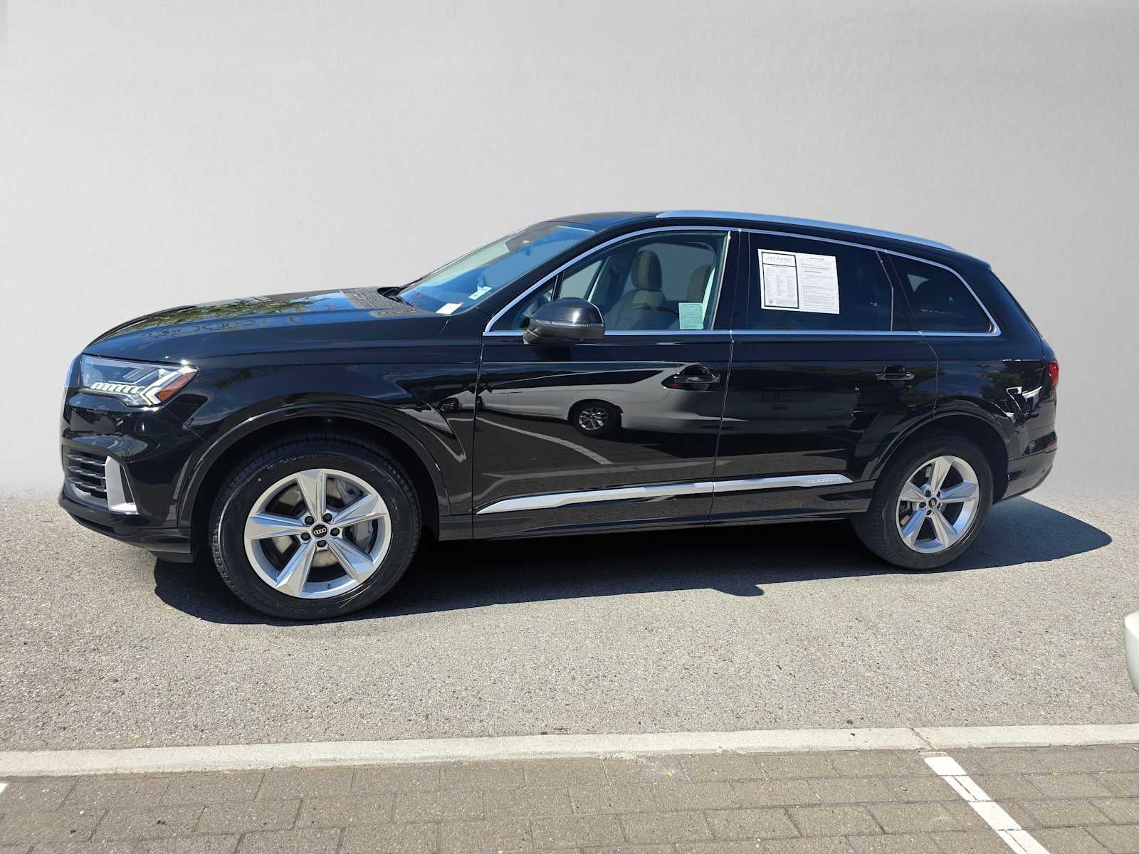 2023 Audi Q7 Premium