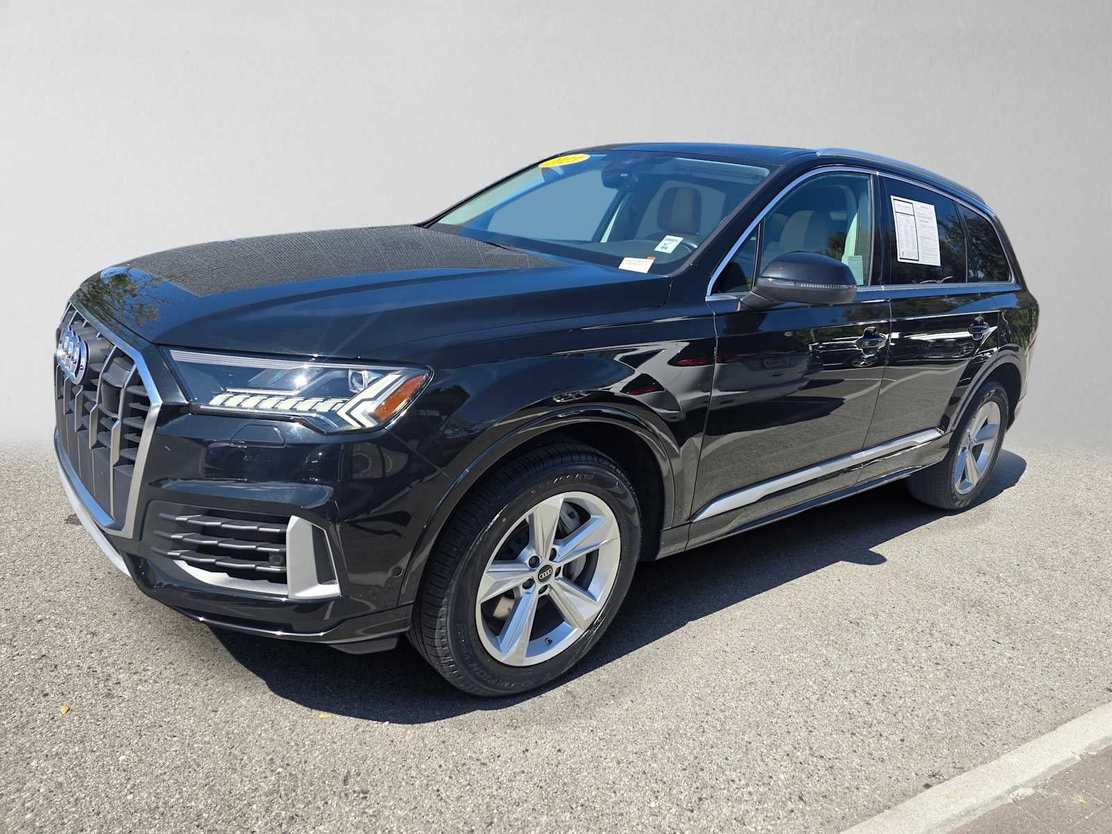 2023 Audi Q7 Premium