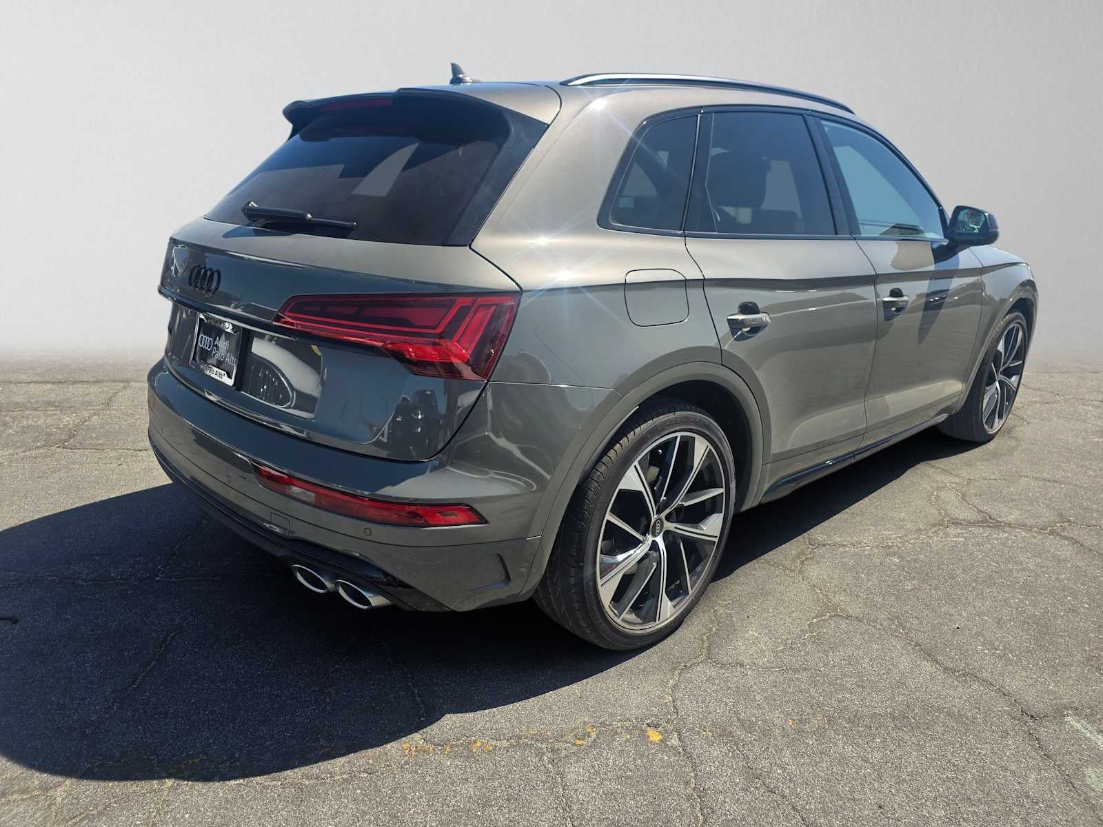 2023 Audi SQ5 Premium Plus