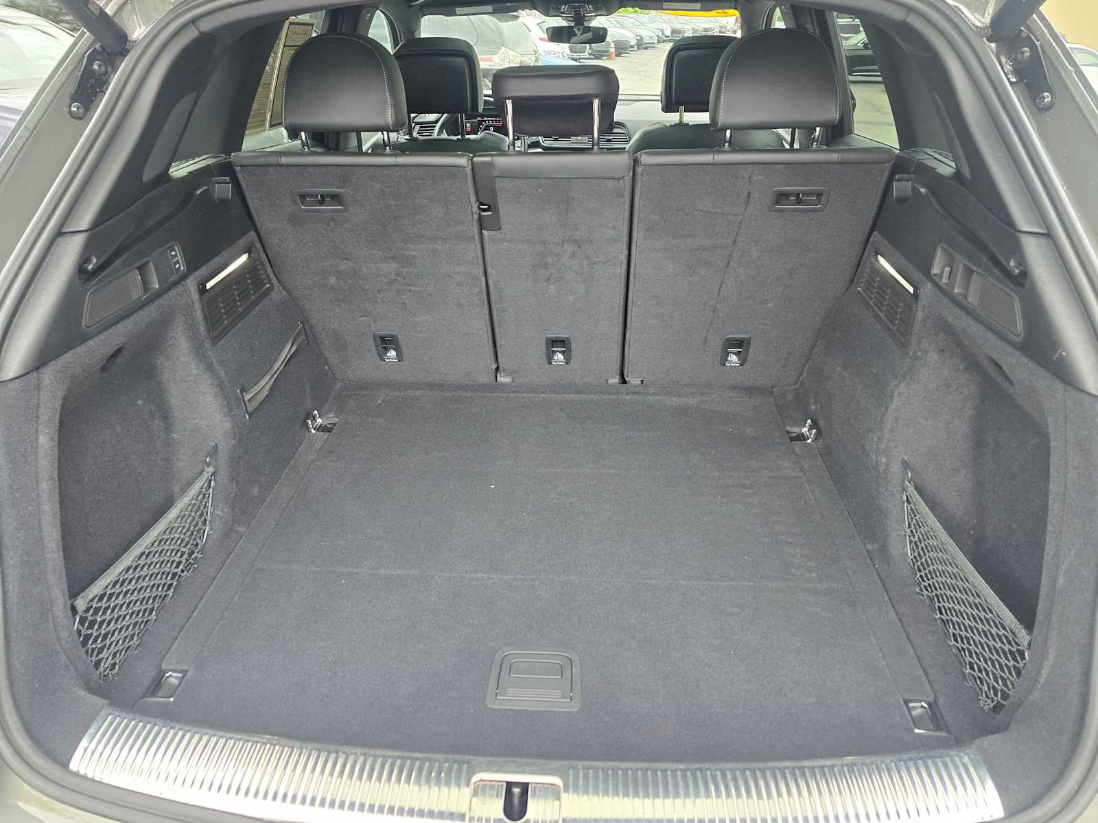 2023 Audi SQ5 Premium Plus