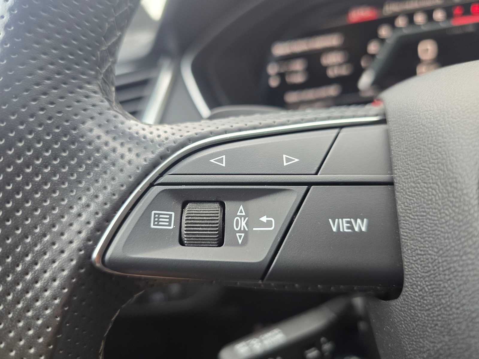 2023 Audi SQ5 Premium Plus