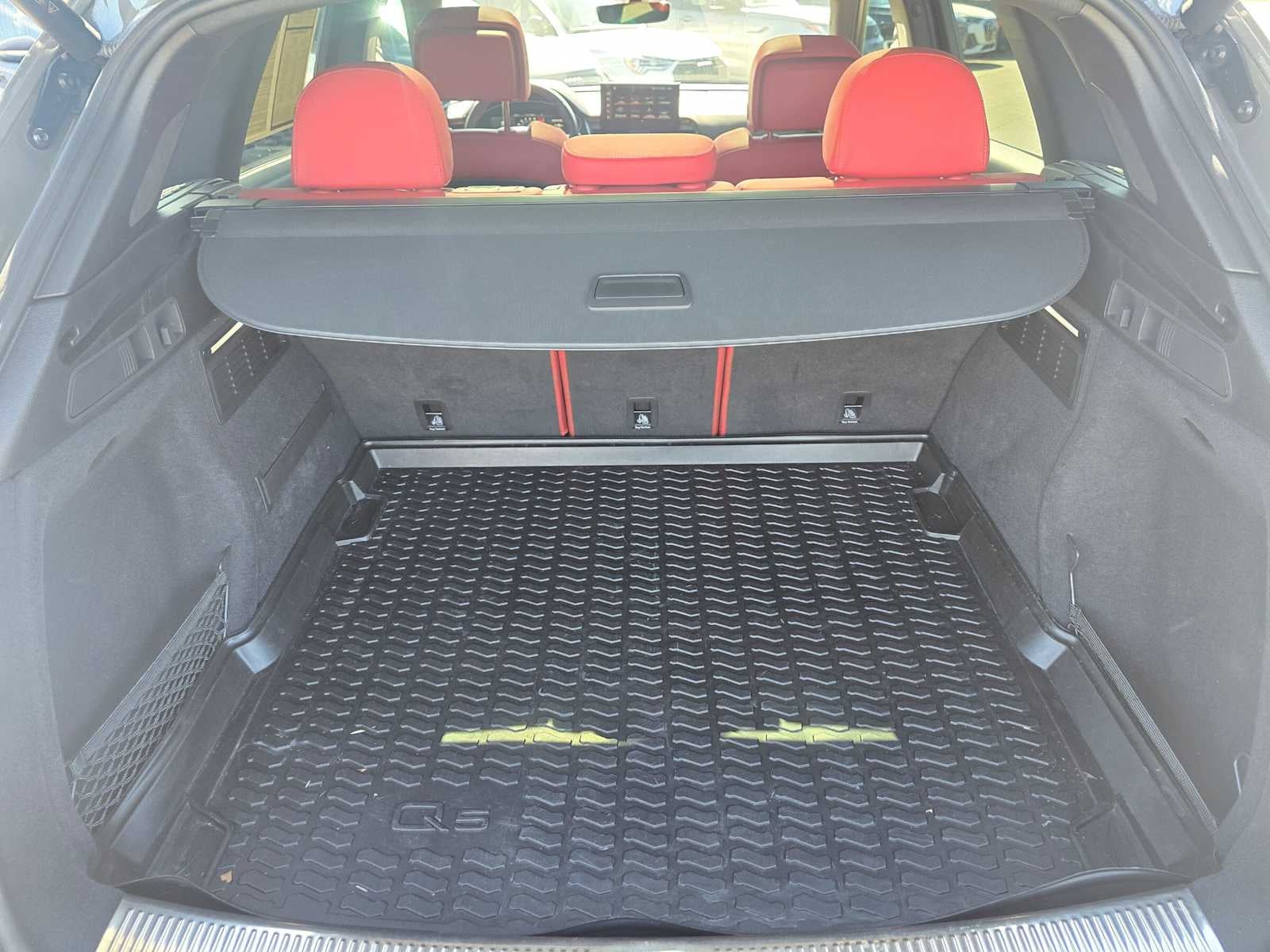 2023 Audi SQ5 Premium Plus