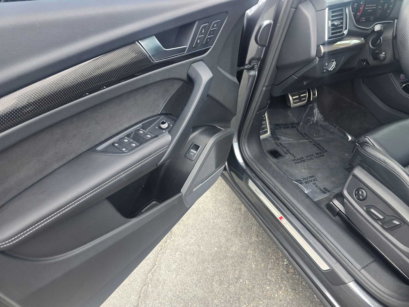 2023 Audi SQ5 Premium Plus